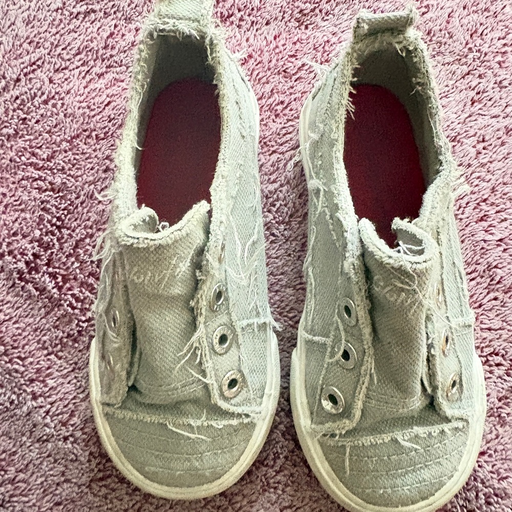 Blowfish Distressed Gray Kids Sneakers